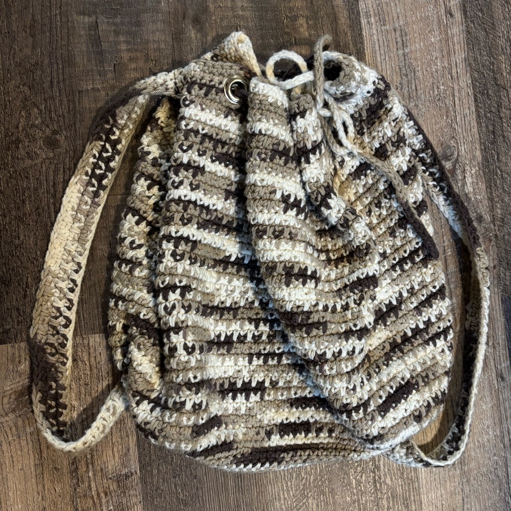 🔸 Handmade Crochet Draw String Backpack - Picture 5 of 5